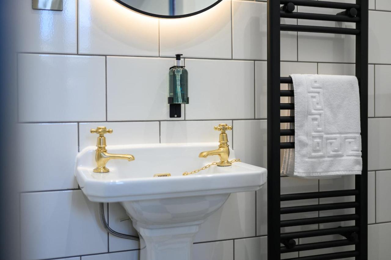 Delightful Ground Floor Double Room With En-Suite Edinburgh Eksteriør billede